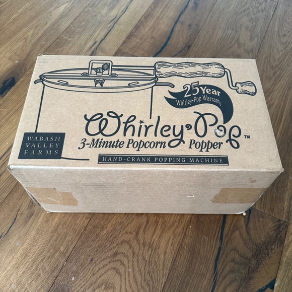 Whirley Pop Pan and Gift Set - Picture 2 of 2